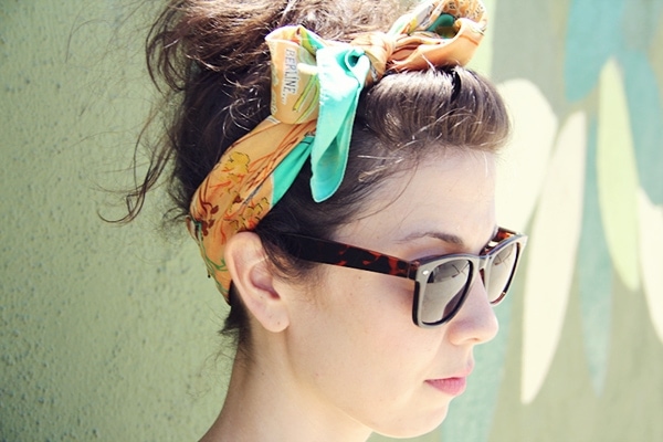 How to Style a Hair Scarf How to Style a Hair Scarf